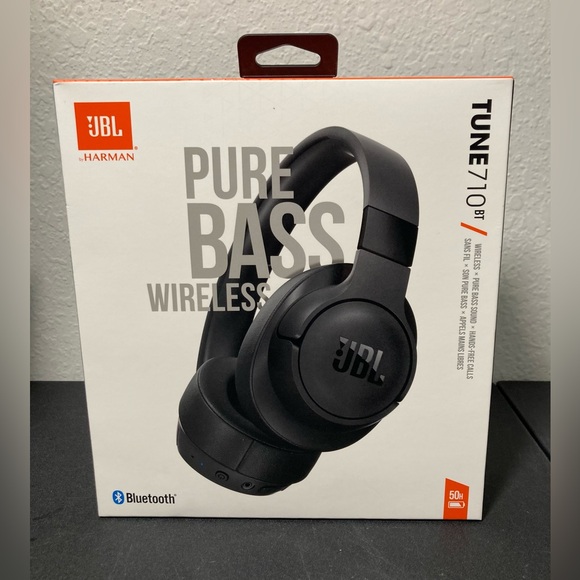 JBL Tune 710BT Bluetooth Wireless Over-Ear Headphones -(Black )Brand New In Box - Picture 6 of 10